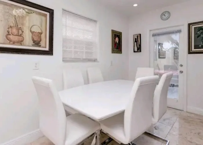 Villa Tropical Oasis With Hot Tub And Heated Pool à Fort Lauderdale