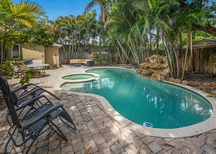 Lush 3Br Fort Lauderdale Getaway With Pool & Spa acceptant les animaux