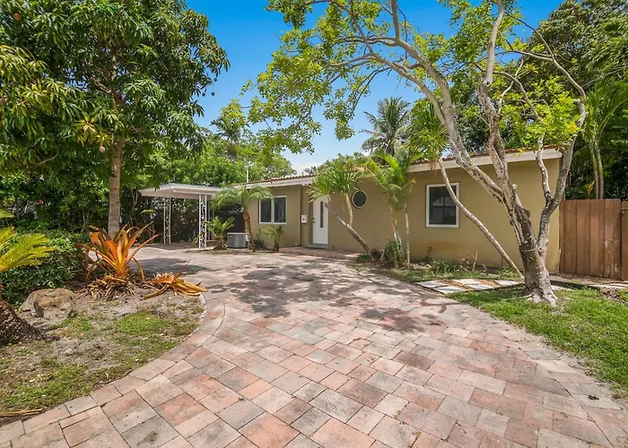 Lush 3Br Fort Lauderdale Getaway With Pool & Spa acceptant les animaux