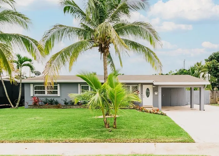 Tiki-Home Elite Staycation