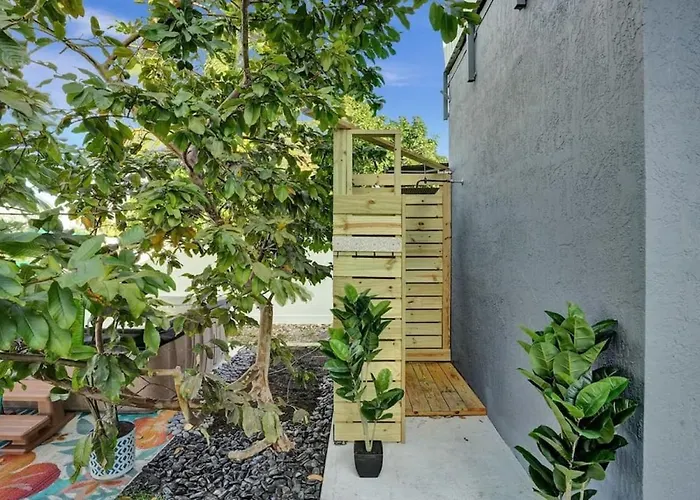 Hot Tub! Roof Top! Firepit! Boat Dock! Fort Lauderdale
