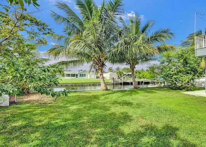 Hot Tub! Roof Top! Firepit! Boat Dock! Fort Lauderdale