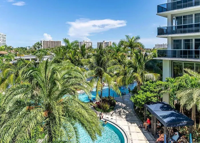 Luxury Condo Intracoastal