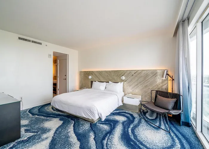 High Floor Luxury 2Br 2Ba, Sleeps 6, Resort Access - Horizon By Homestakes Stays