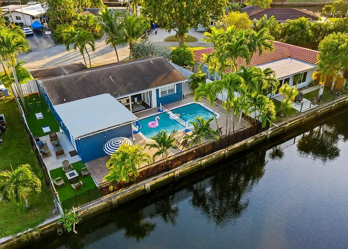 Canal House Wprivate Pool Fire Pit Fort Lauderdale