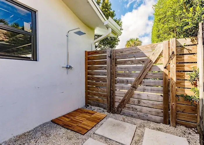 Villa Lusso Bnb Heated Pool Bikes 2 Mi To Beach Fort Lauderdale