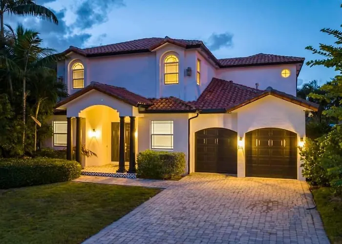 Huisdiervriedelijke Quiet Oasis Secluded Modern Heated Pool Gameroom Fort Lauderdale