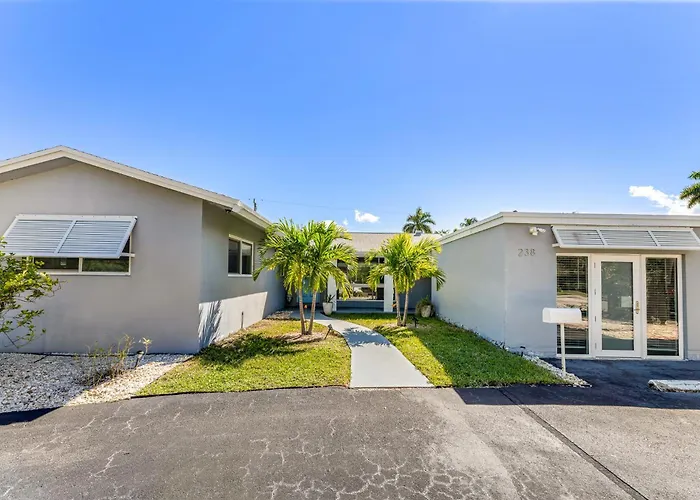 New Awesome 43, Few Min Walk From The Beach !