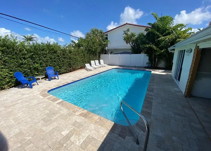 Steps To The Beach -Renovated Studio Unit #1 Fort Lauderdale acceptant les animaux