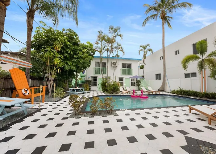 Las Olas Guest House