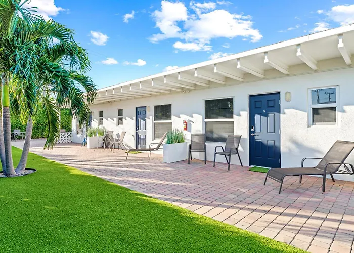 2 Min Walk To The Beach-All Renovated Studio #4