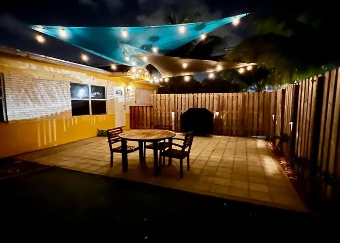 Fort Lauderdale Florida Beach Vibe Hangout