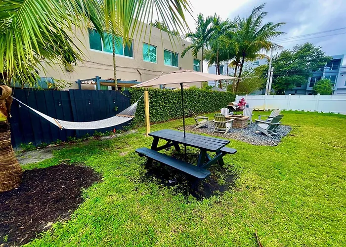 The Amazon At Holiday Park Near Las Olas Beach