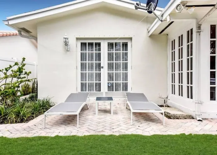 The Seahorse Villa 1 By Pmi