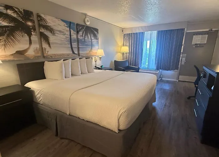 Days Inn By Wyndham Fort Lauderdale-Oakland Park Airport N