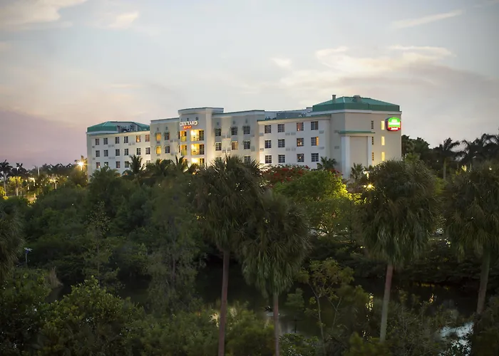 Courtyard By Marriott Fort Lauderdale Airport & Cruise Port Dania Beach
