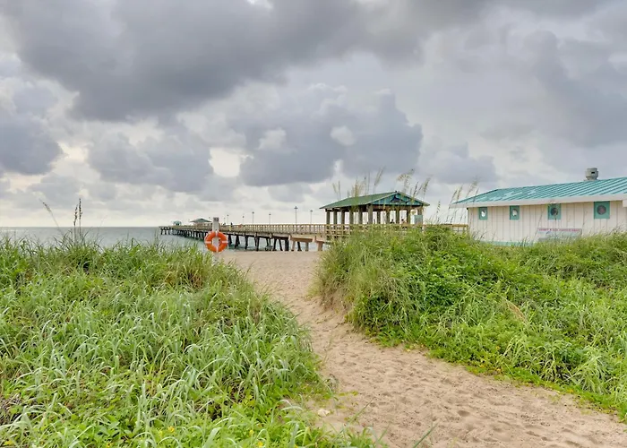 Ft Lauderdale Area Condo - Walk To Beach & Shops! Fort Lauderdale
