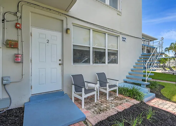 Pet friendly Holiday Isle Yacht Club Fort Lauderdale
