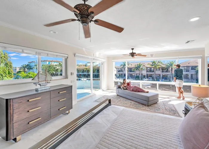 Two-Floor Suite Heated Pool Dock Access Quiet Neighborhood Saltaire One Resldences Fort Lauderdale
