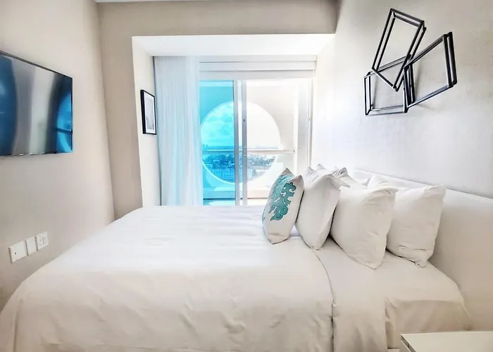 Luxury Fort Lauderdale Beach Resort