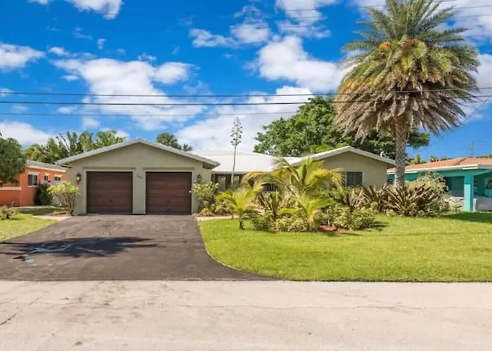Home With Pool By Pmi Unit 263
