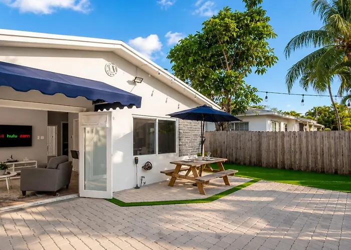 Luxe Modern 2 Bdr Near Downtown Ftl
