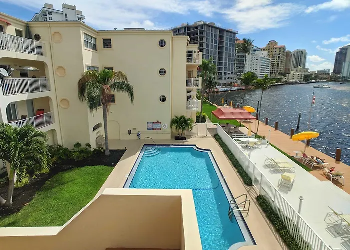 Fort Lauderdale Yacht And Beach Club 209