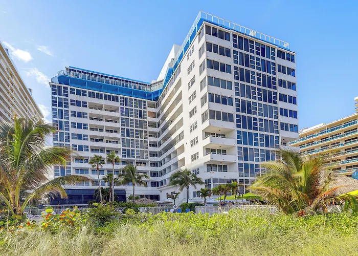 Oceanfront Luxury 2And2 Condo With Amazing Views!