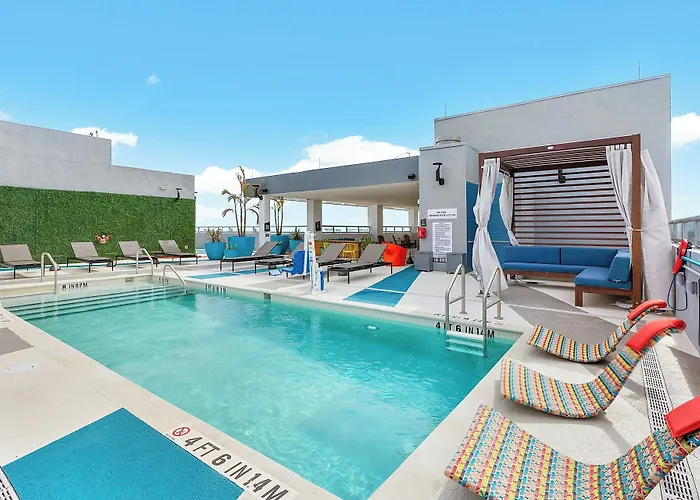 Aloft Fort Lauderdale Airport&Cruise Port