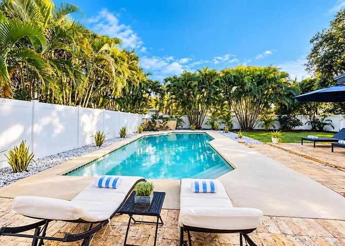 Tropical Oasis House Private Pool Family Yard